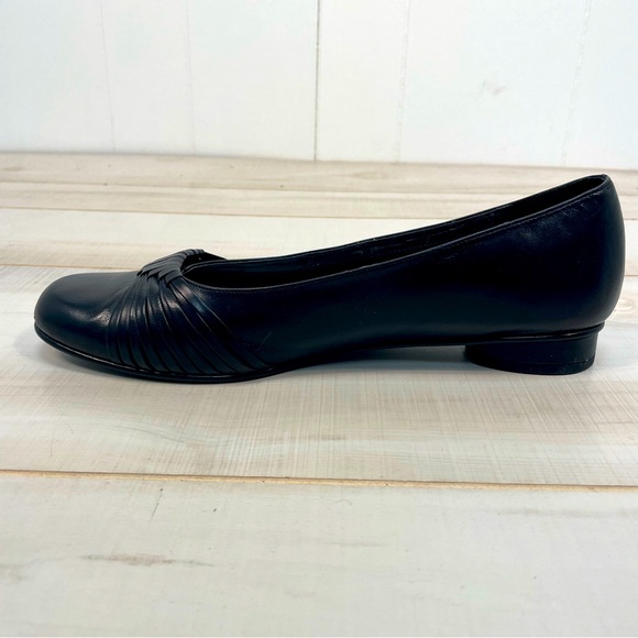 Ros Hommerson Shoes - Ros Hommerson Black Leather Flats, Sz 11N